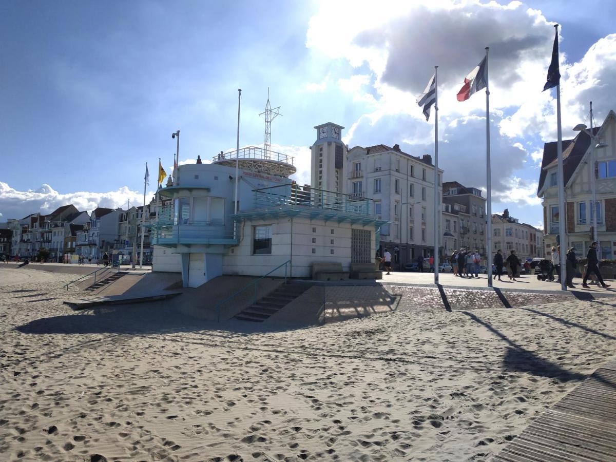 Sea View & - Blue Horizon * Dunkirk